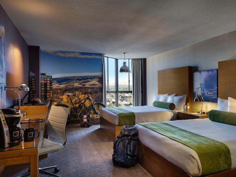 Whitney Peak Hotel Reno, Tapestry Collection By Hilton Ngoại thất bức ảnh